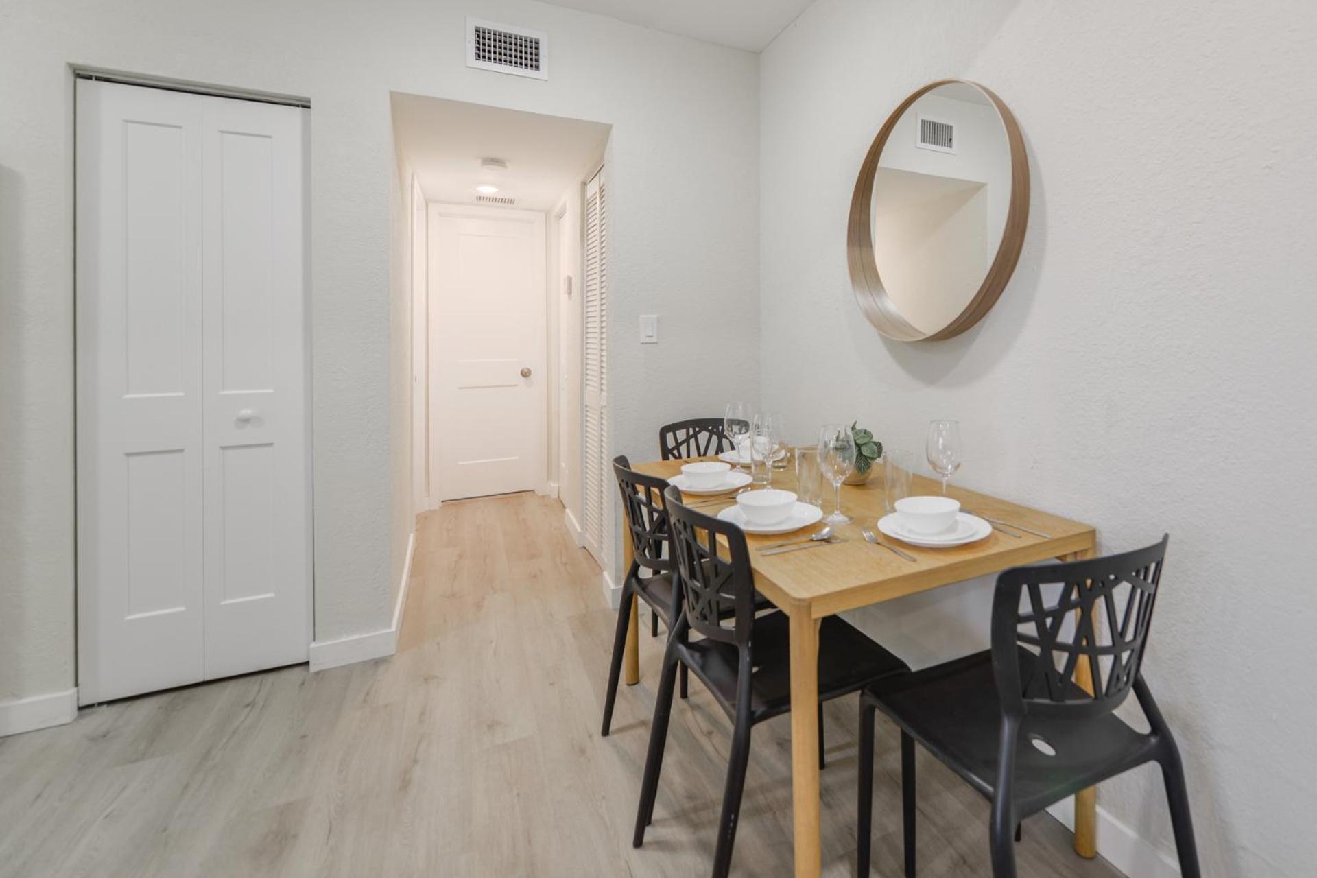 Apartment In Calle Ocho A Slice Of Little Havana Miami Buitenkant foto